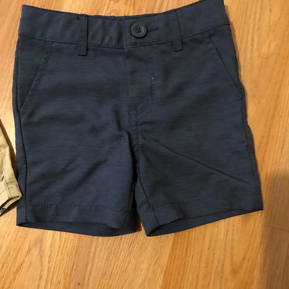 2 pairs 12 month shorts - Picture 2 of 2